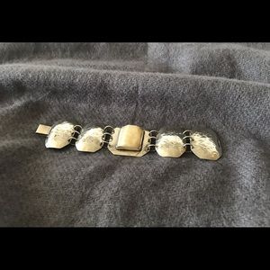 Handcrafted bracelet